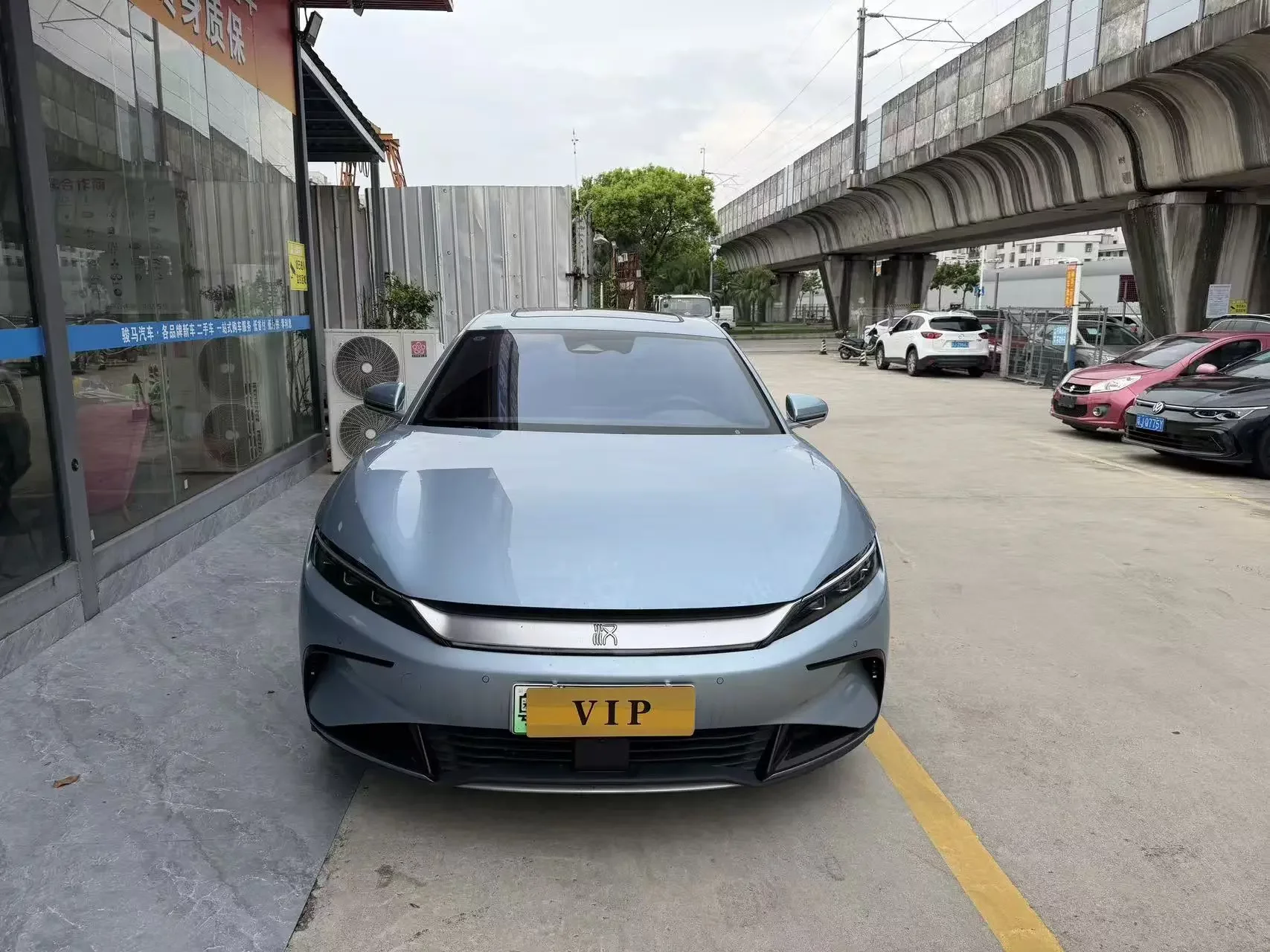 BYD Han EV
