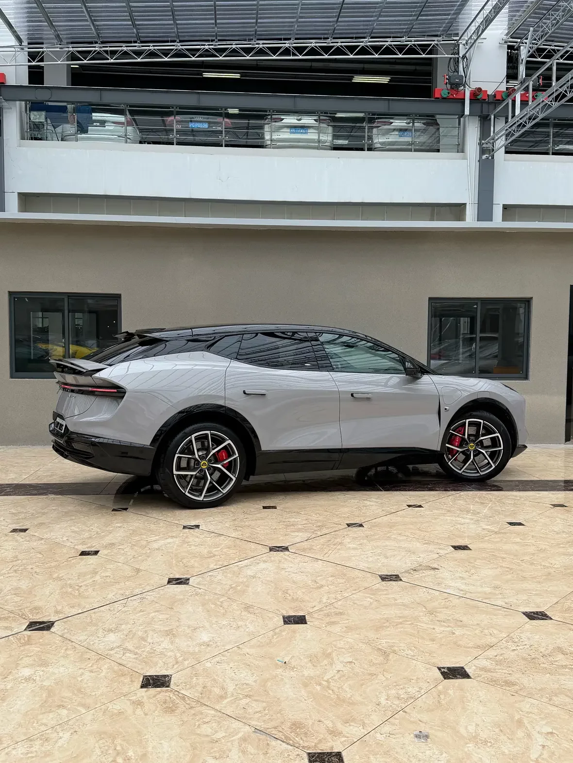 Lotus Eletre