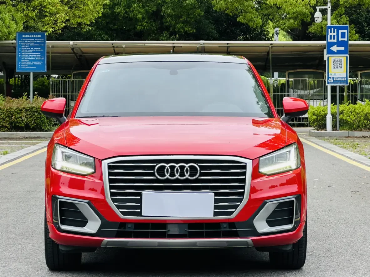 Audi Q2L