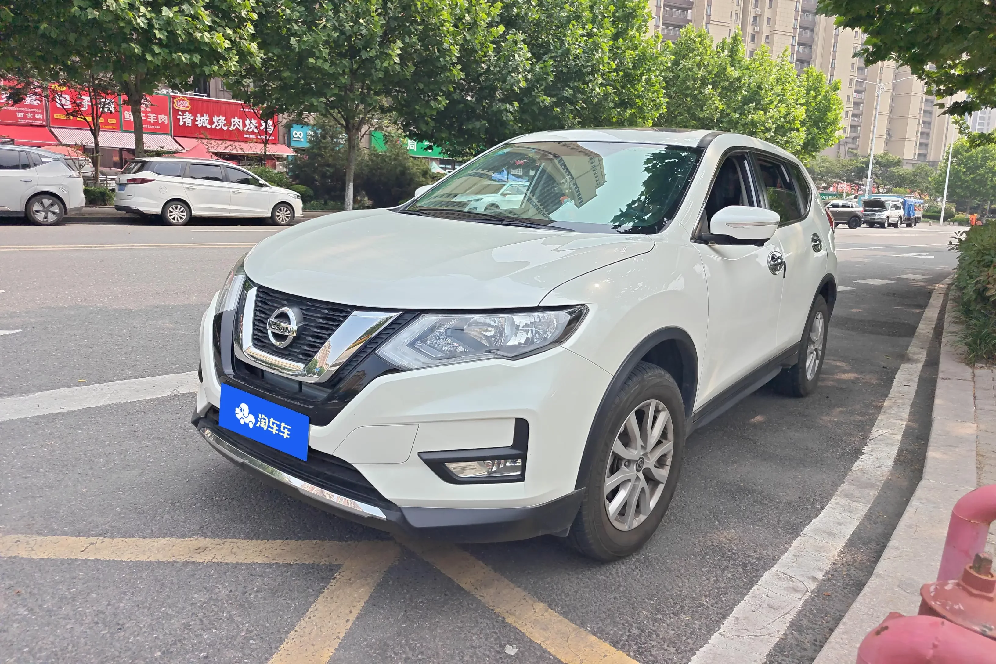 Nissan X-Trail (Qijun)  из Китая
