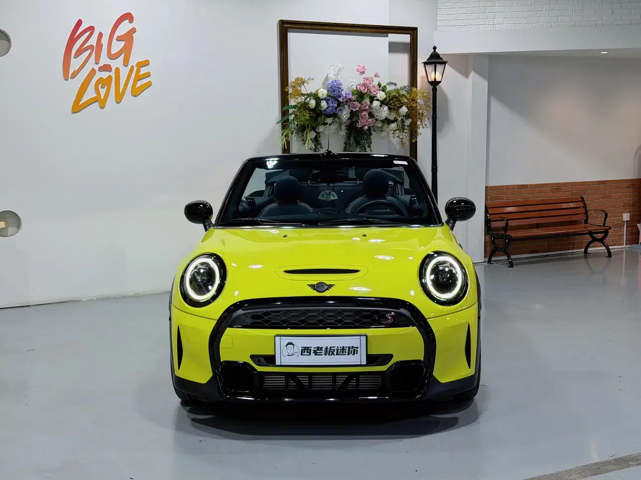 MINI 