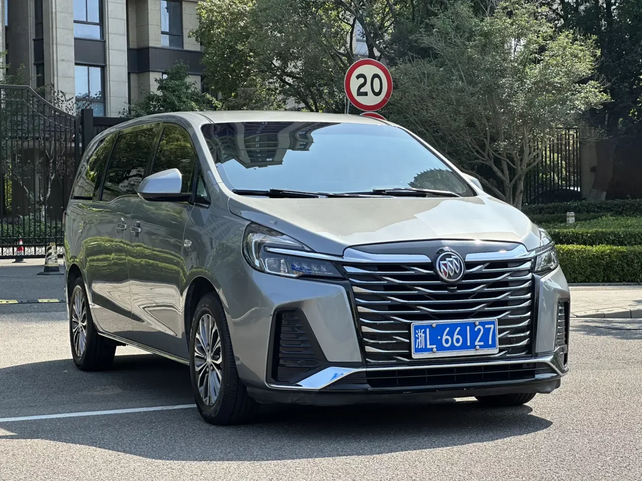Buick GL8