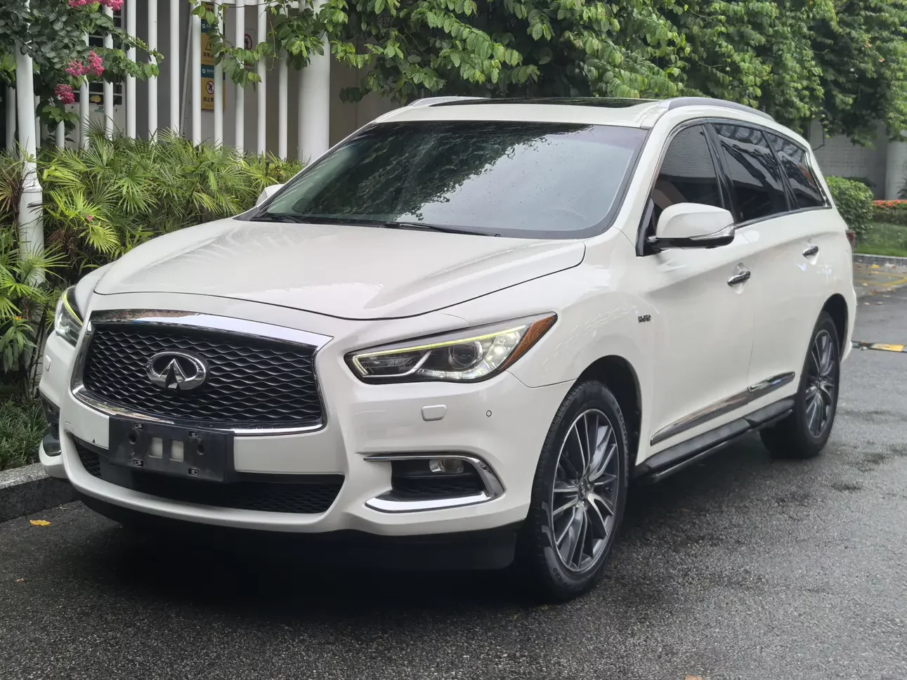 Infiniti QX60