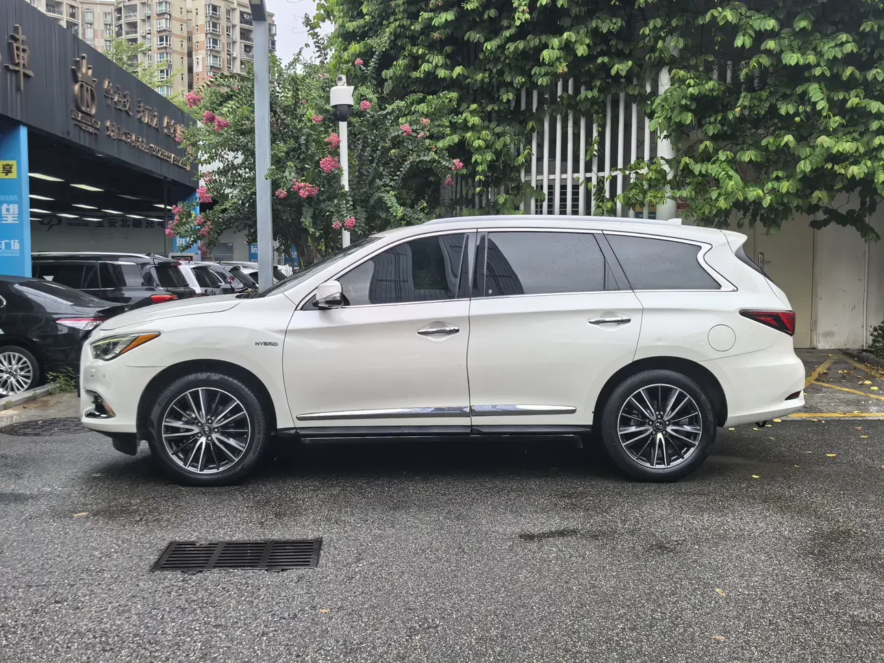 Infiniti QX60