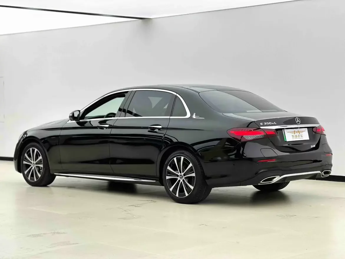 Mercedes-Benz E-Class PHEV