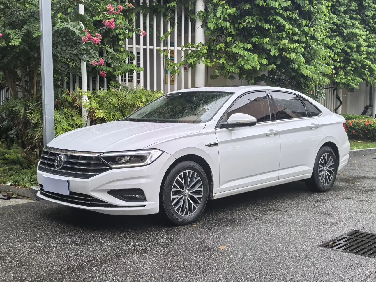 Volkswagen Sagitar