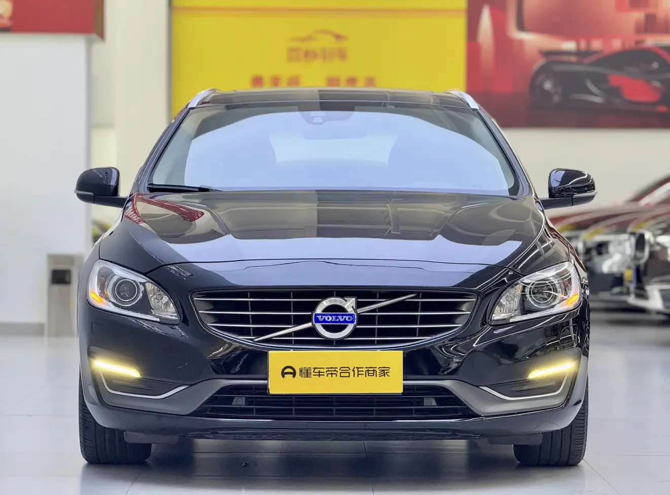 Volvo V60  из Китая