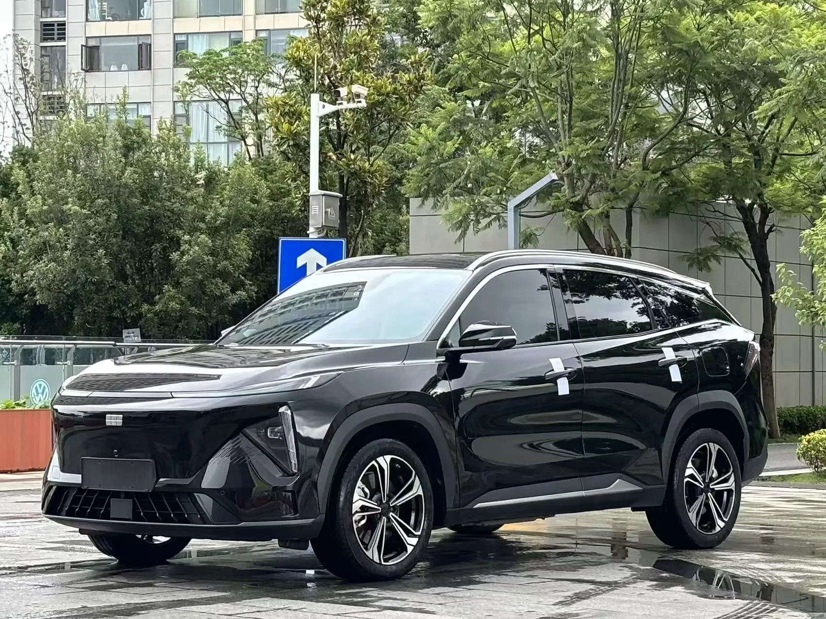Geely Galaxy L7