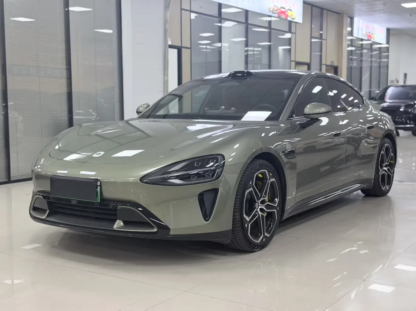 Xiaomi car Xiaomi SU7  из Китая