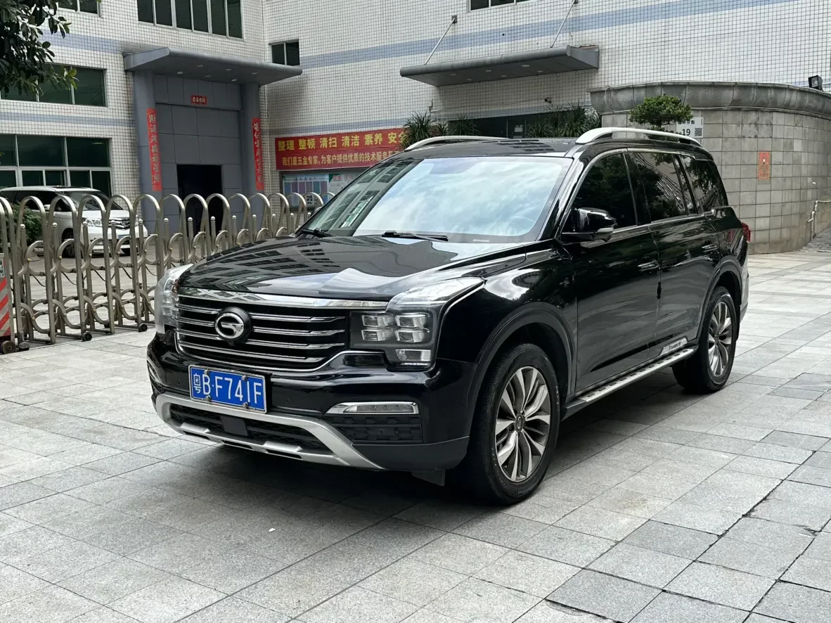 GAC Trumpchi GS8  из Китая