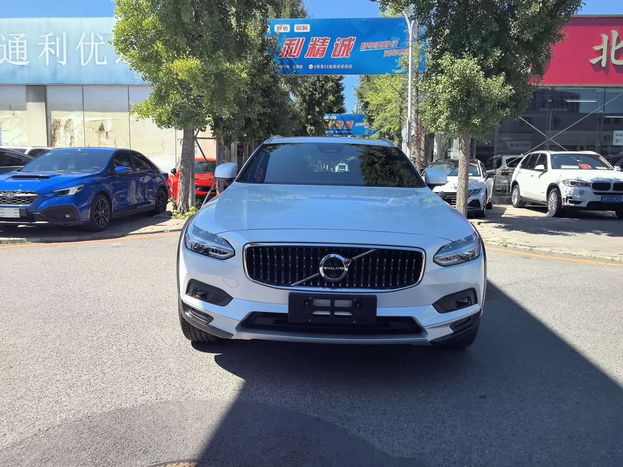 Volvo V90