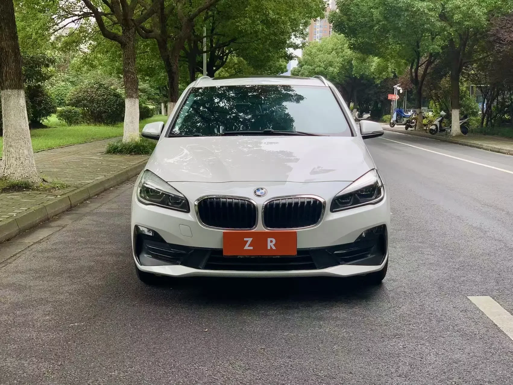 BMW 2 Series Active Tourer  из Китая