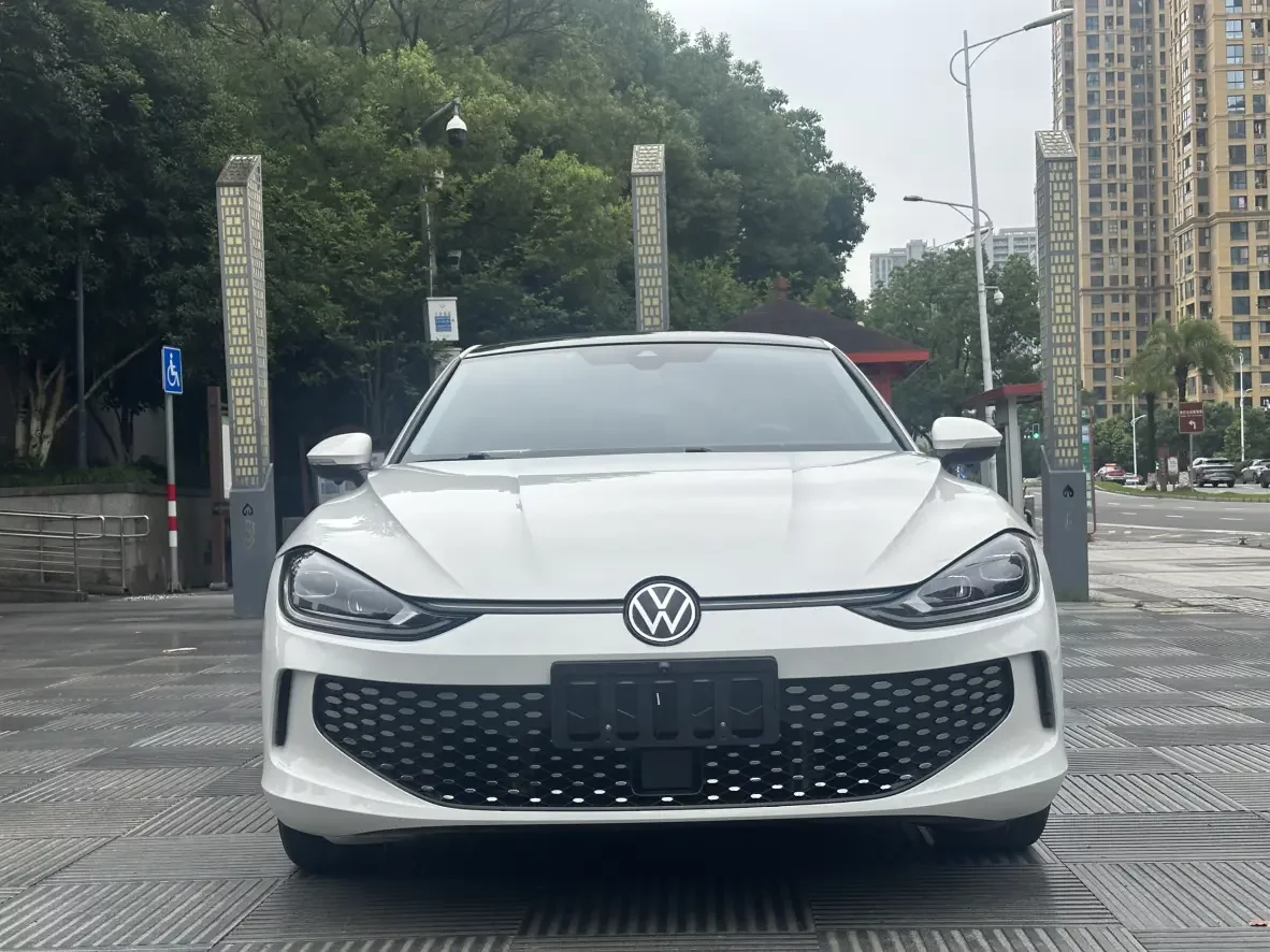 Volkswagen Lamando