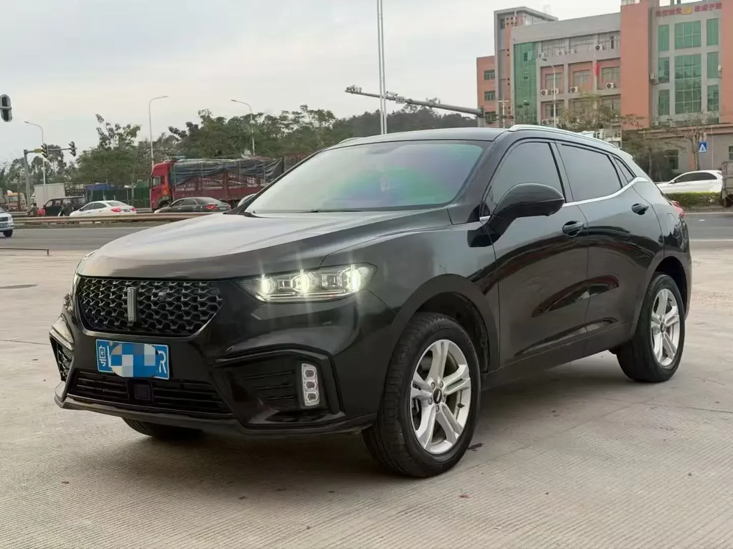 Wey Wei brand VV5