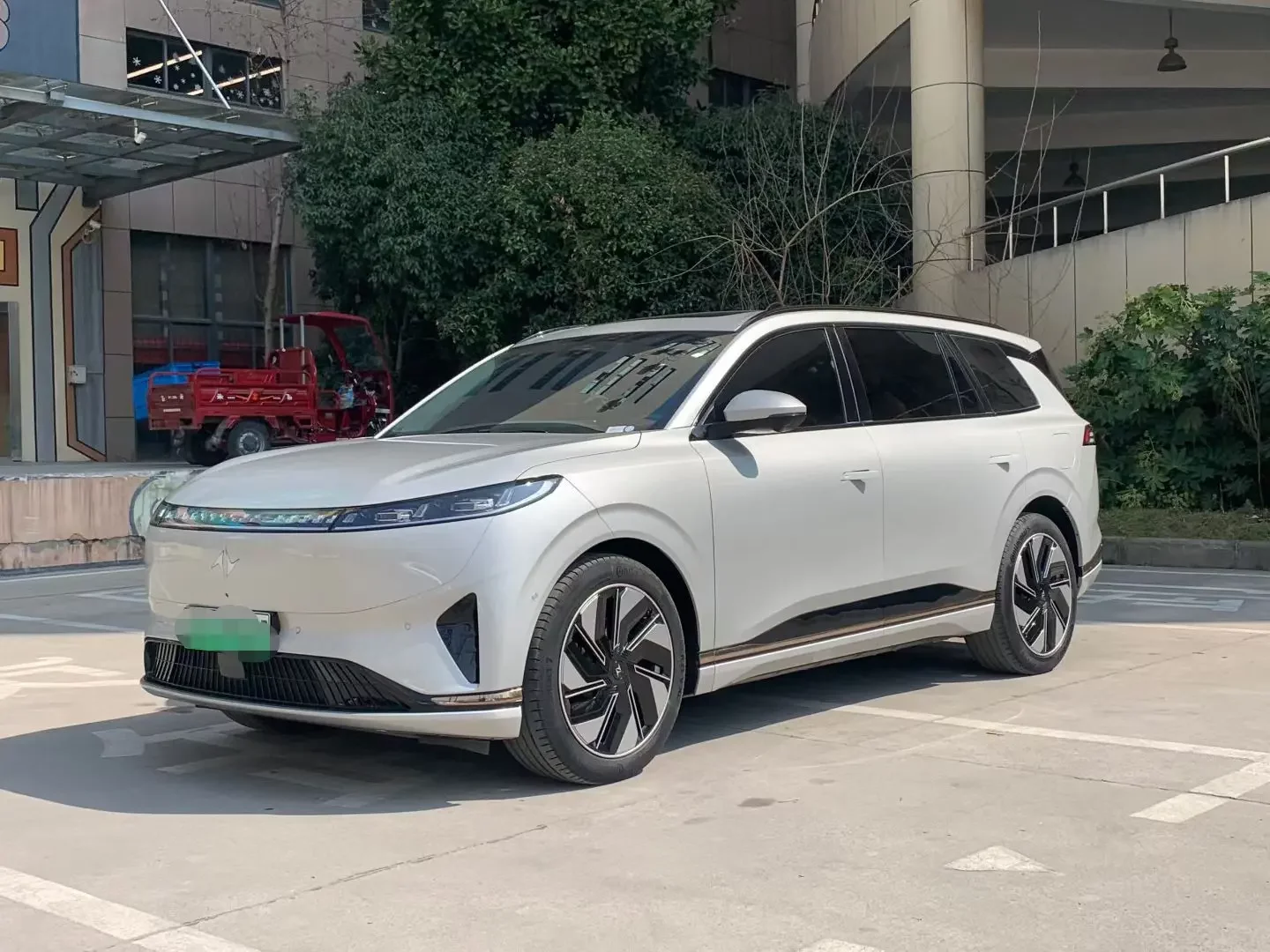 Dongfeng Yipai 008