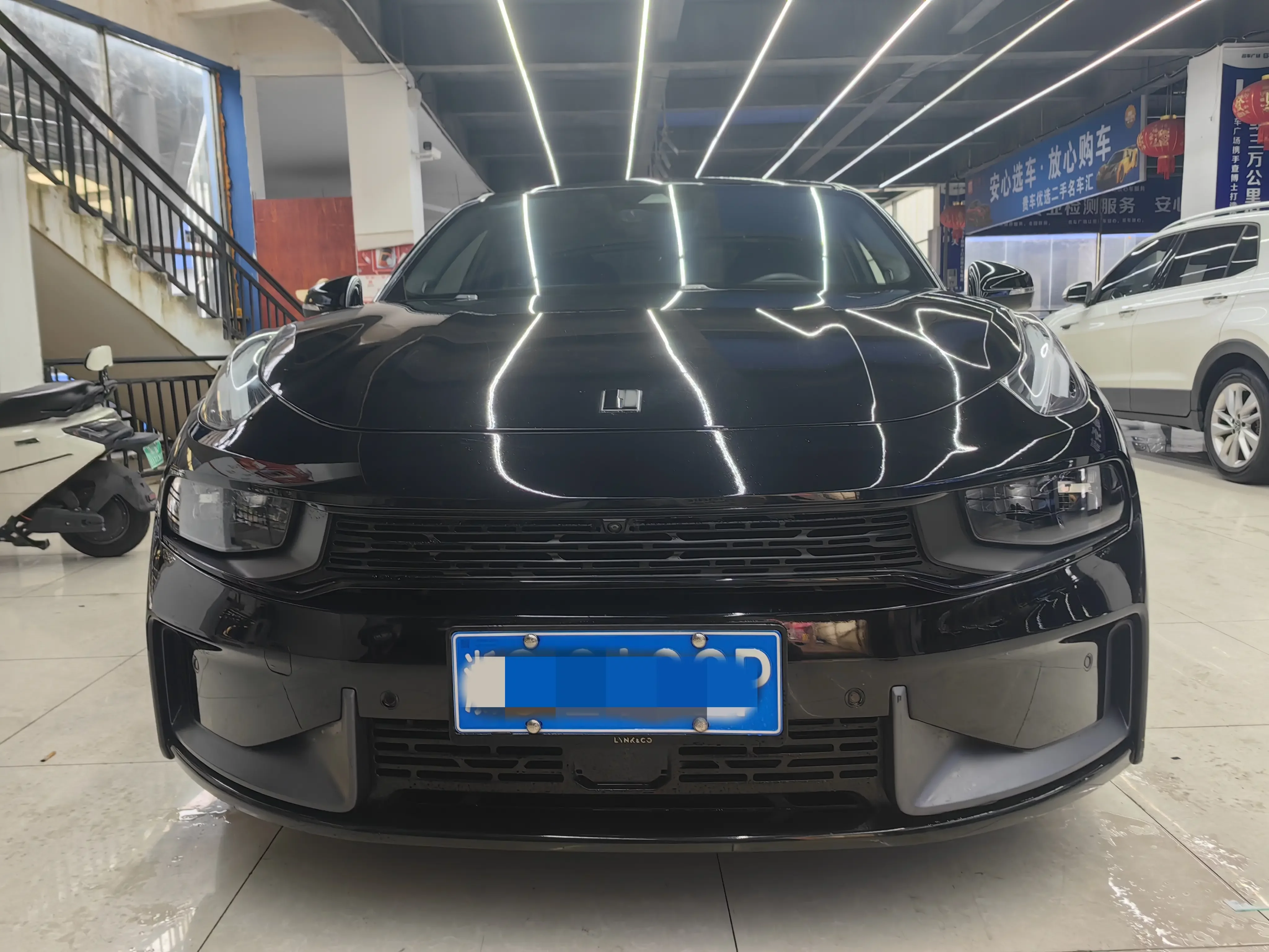 Lynk & Co 03
