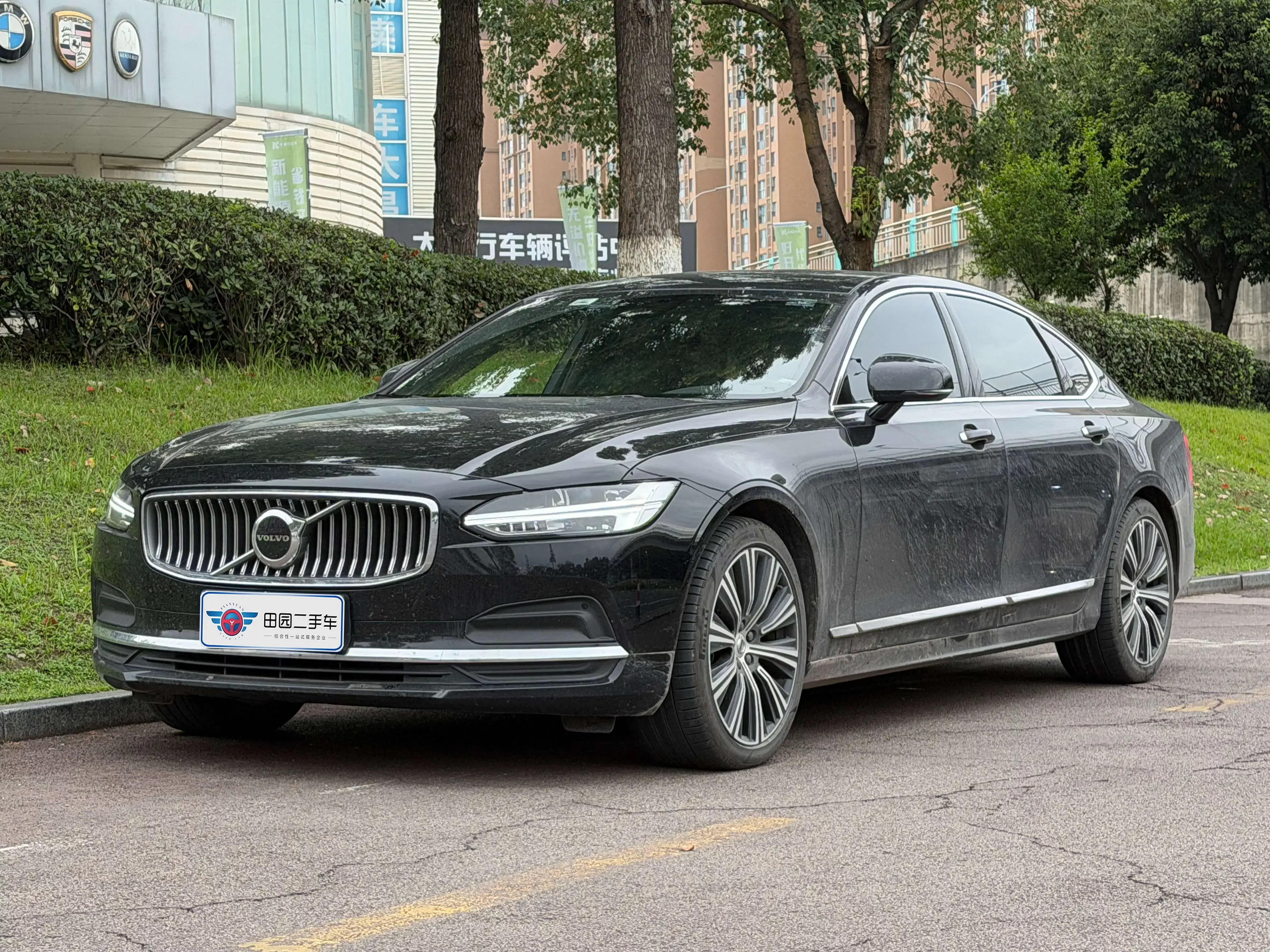 Volvo S90