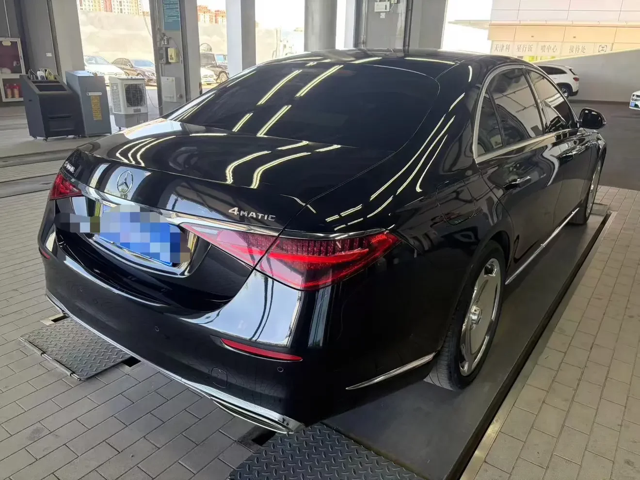 Mercedes-Benz S Class
