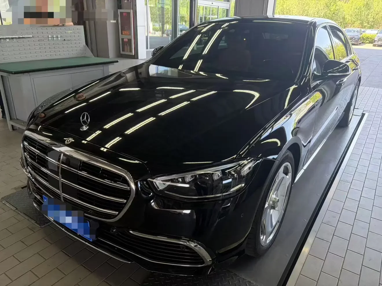 Mercedes-Benz S Class