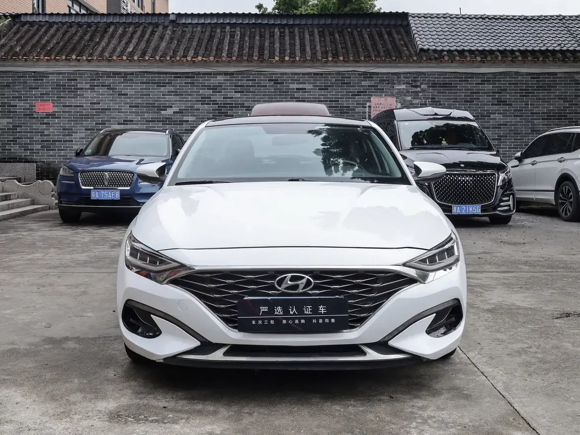 Hyundai Lafesta