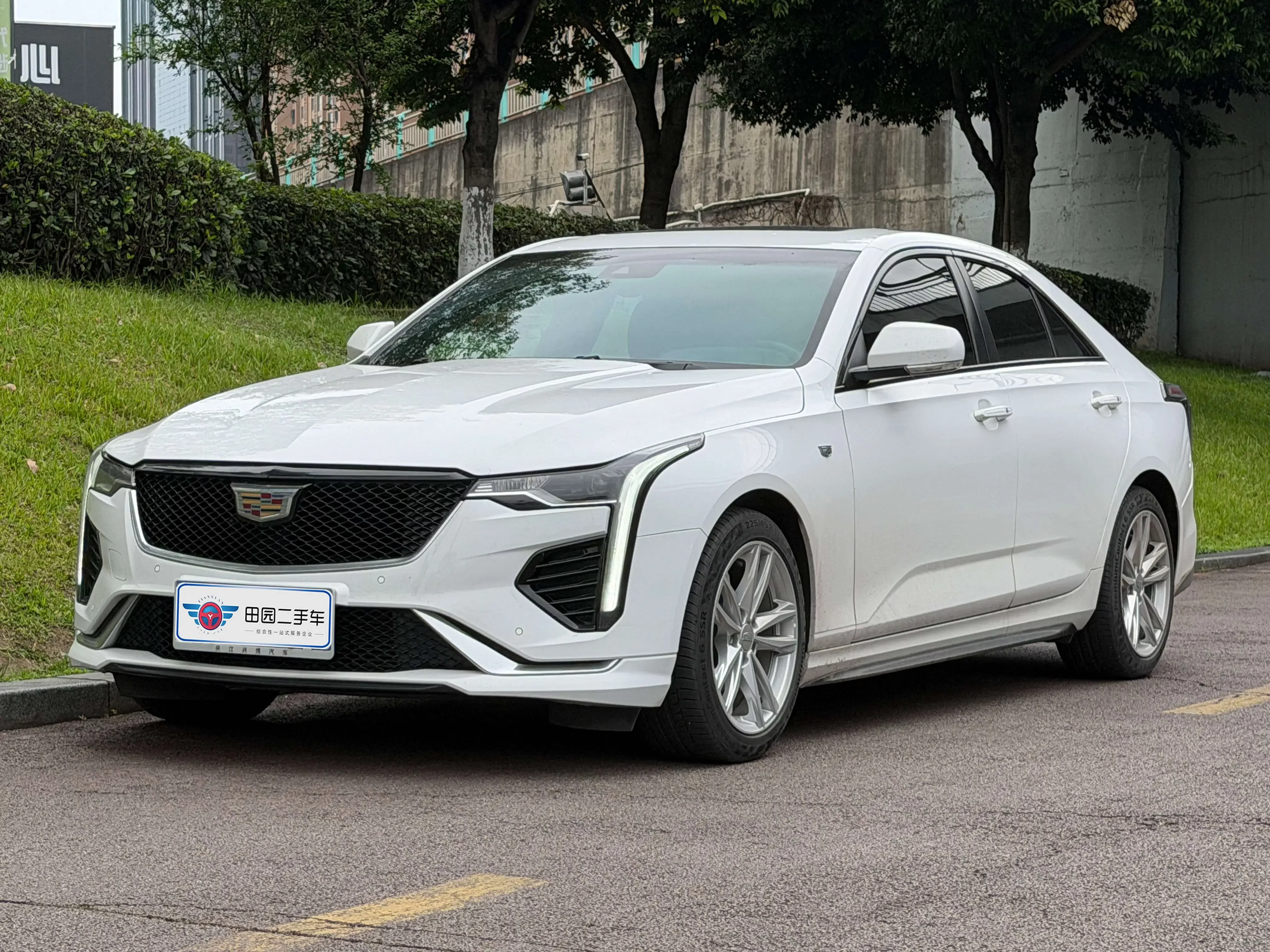 Cadillac CT4