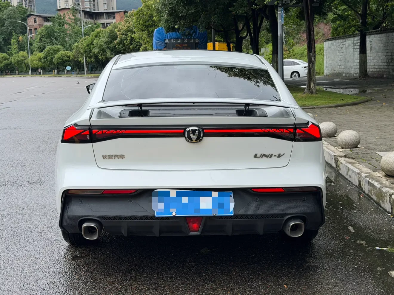 Changan UNI-V
