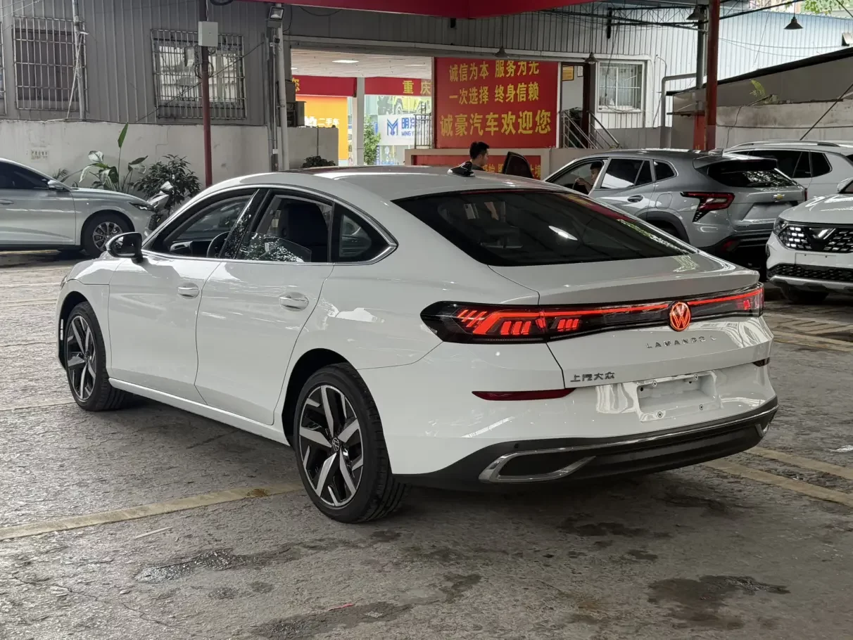 Volkswagen Lamando