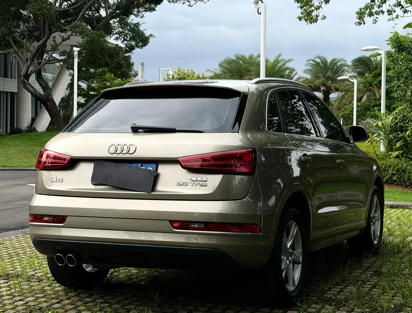 Audi Q3