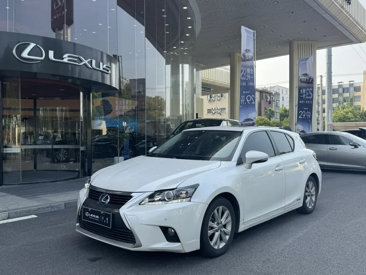 Lexus CT
