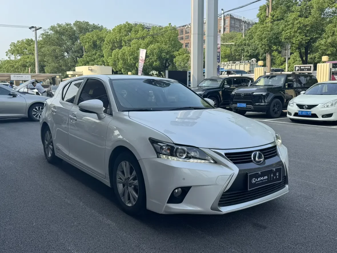 Lexus CT
