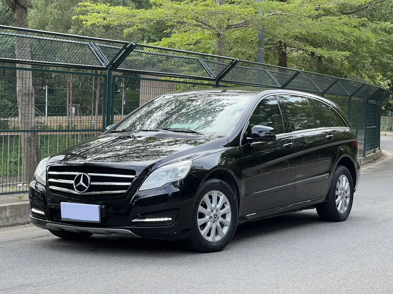 Mercedes-Benz R-Class