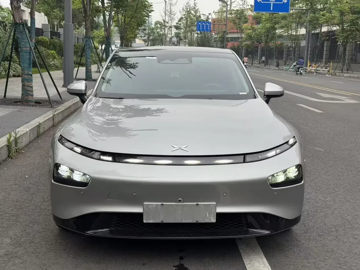 Xpeng P7