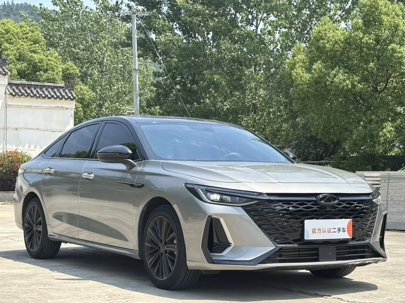Chery Arrizo 8