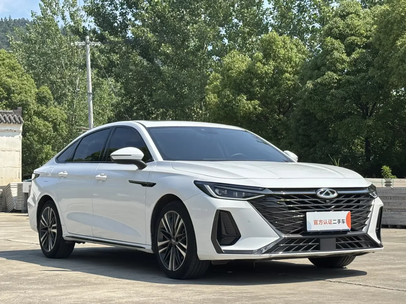Chery Arrizo 8