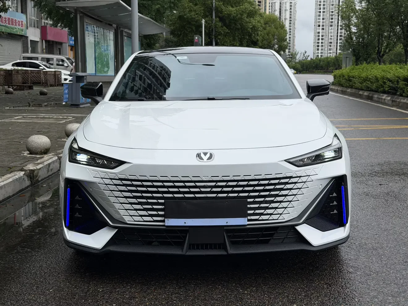 Changan UNI-V