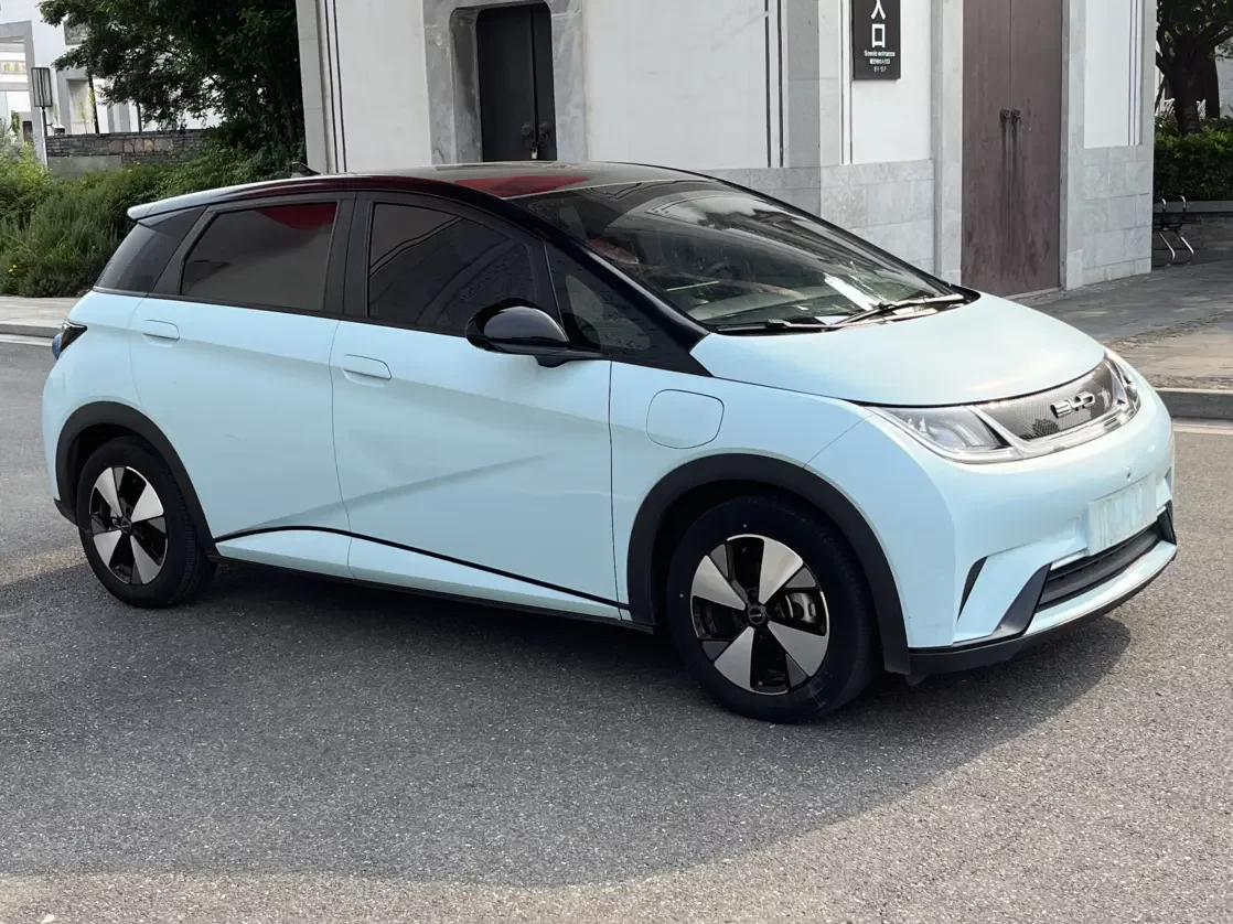 BYD dolphin