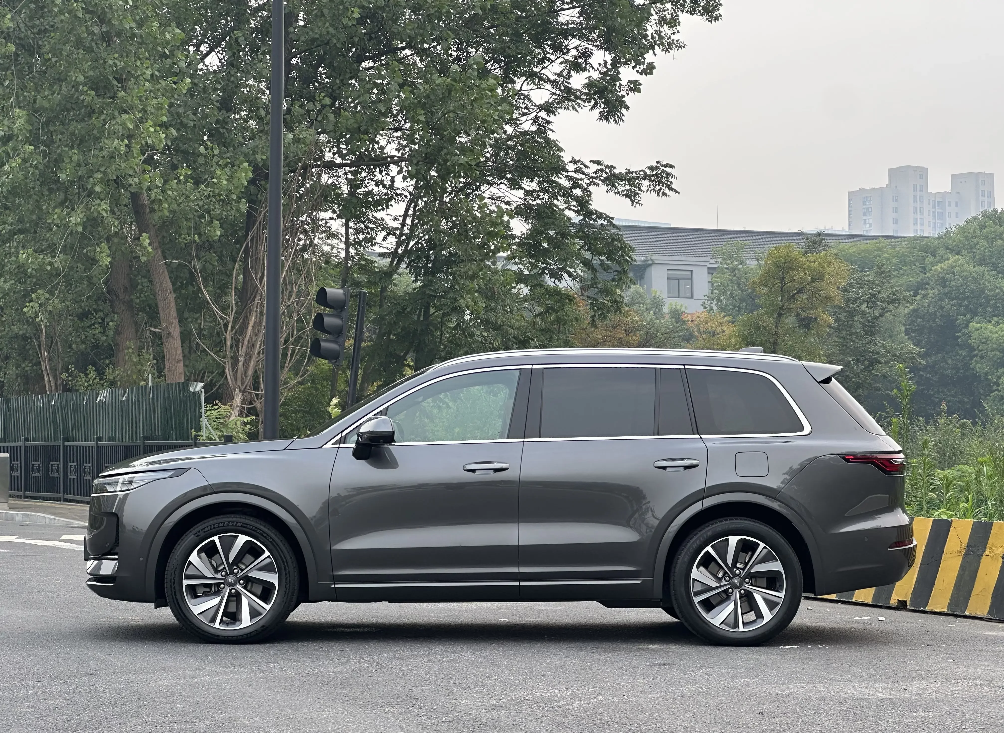 Lixiang ONE