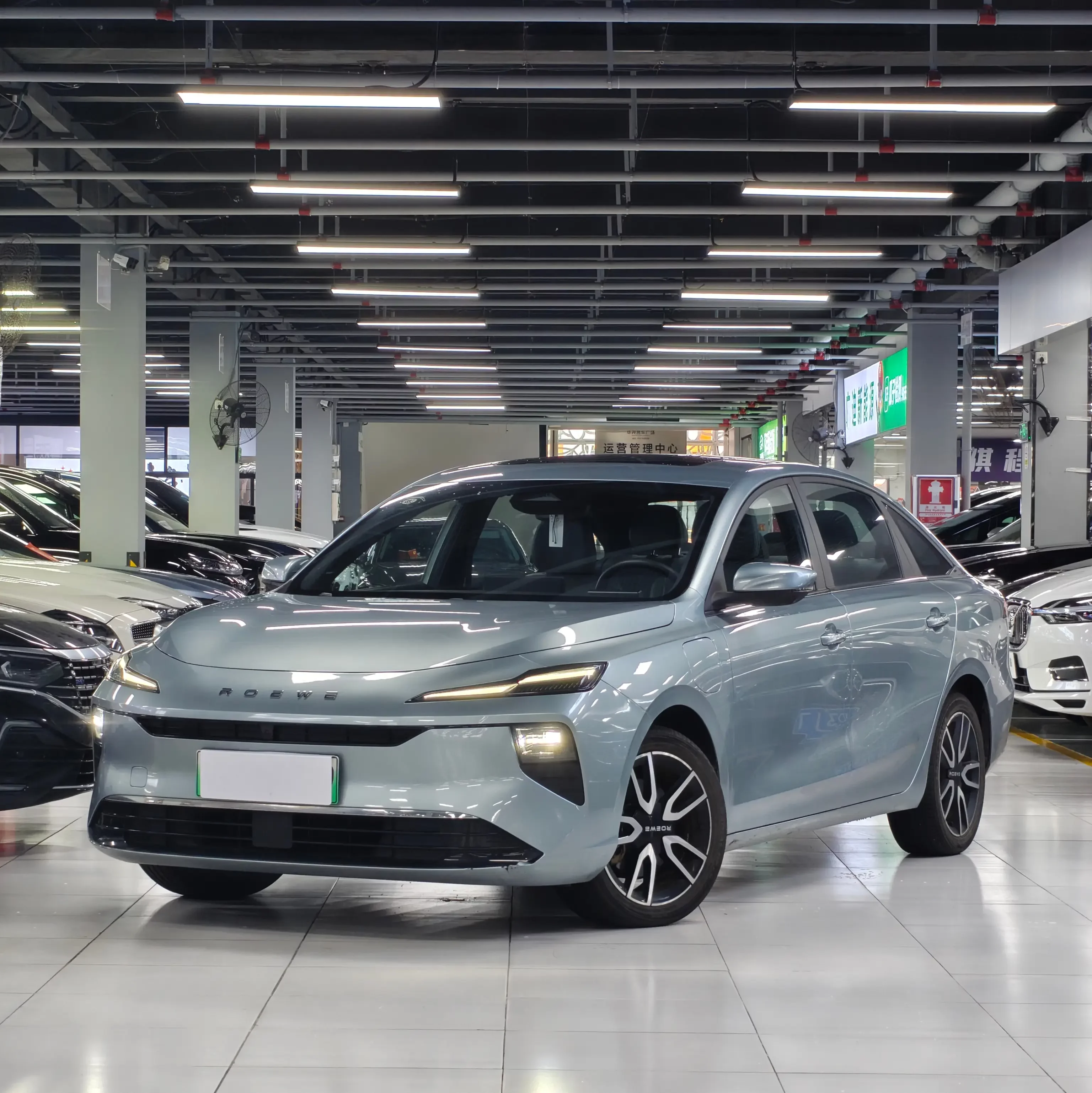 Roewe D6