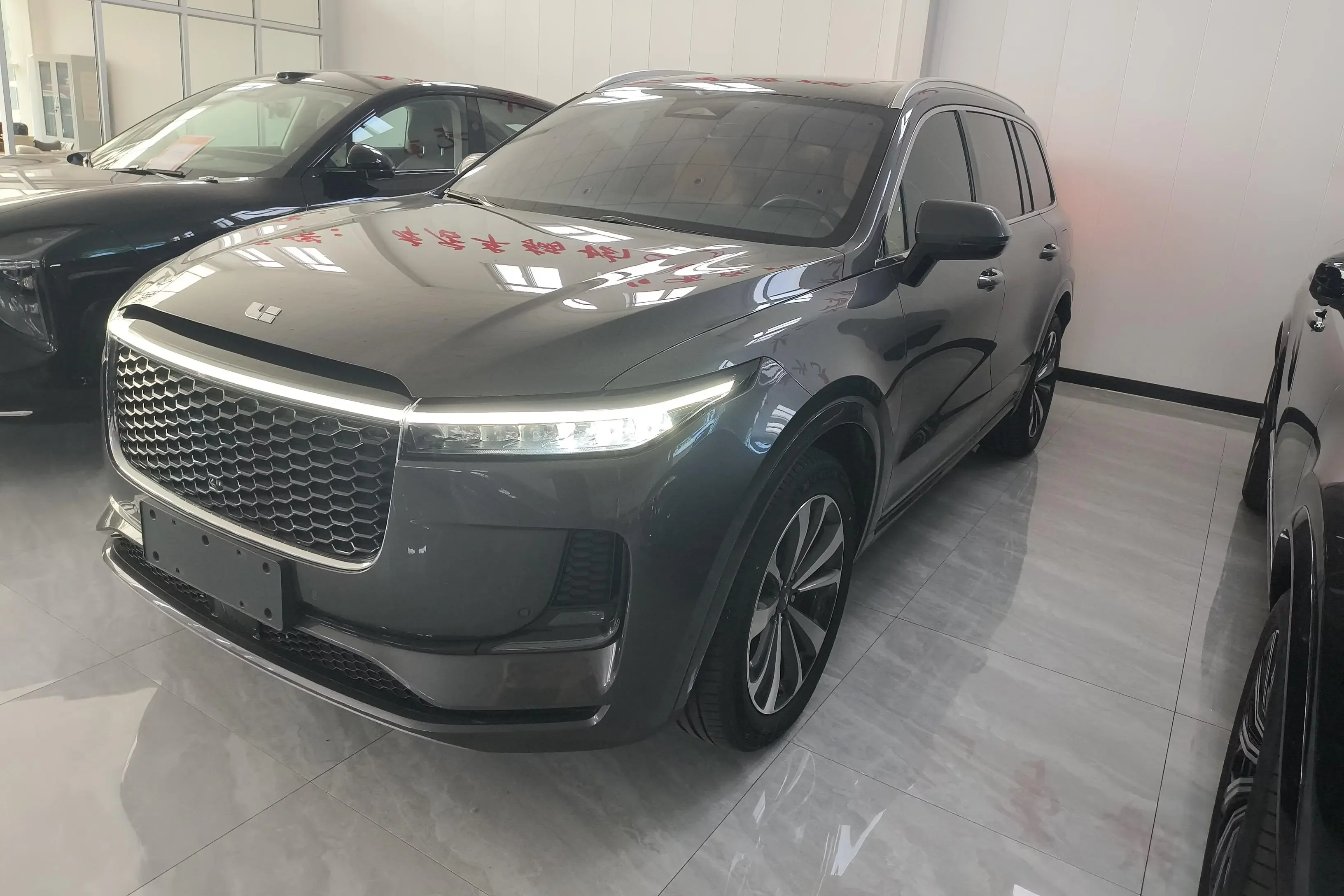Li ONE (Ideal ONE)  из Китая