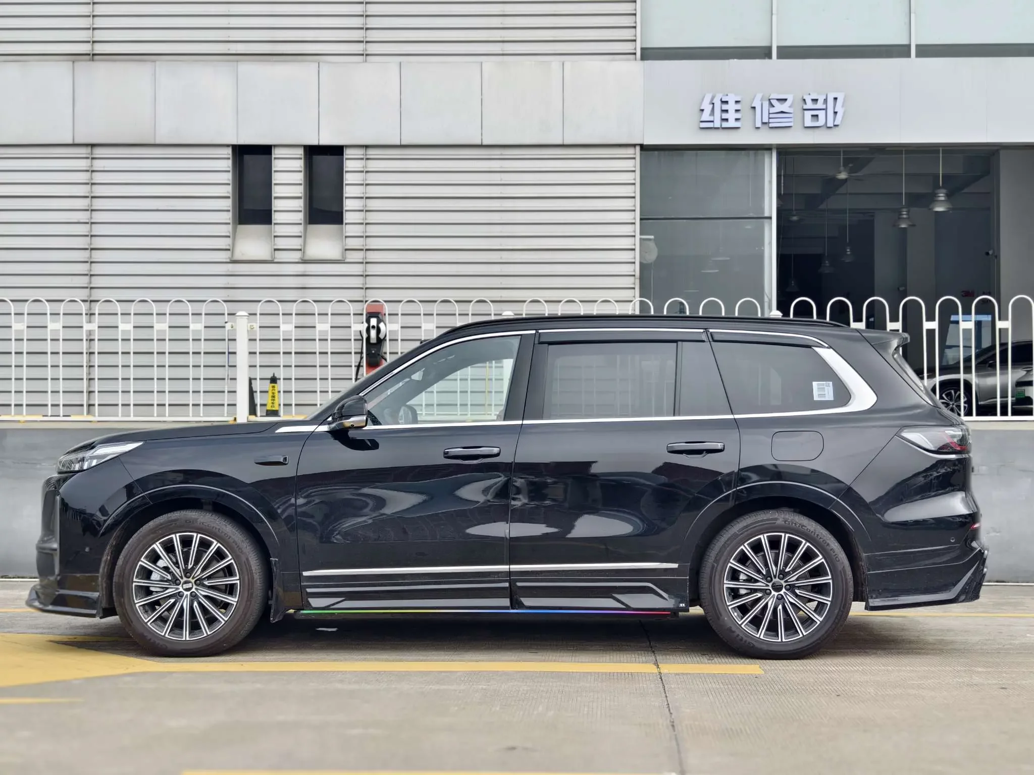 Geely Galaxy M9