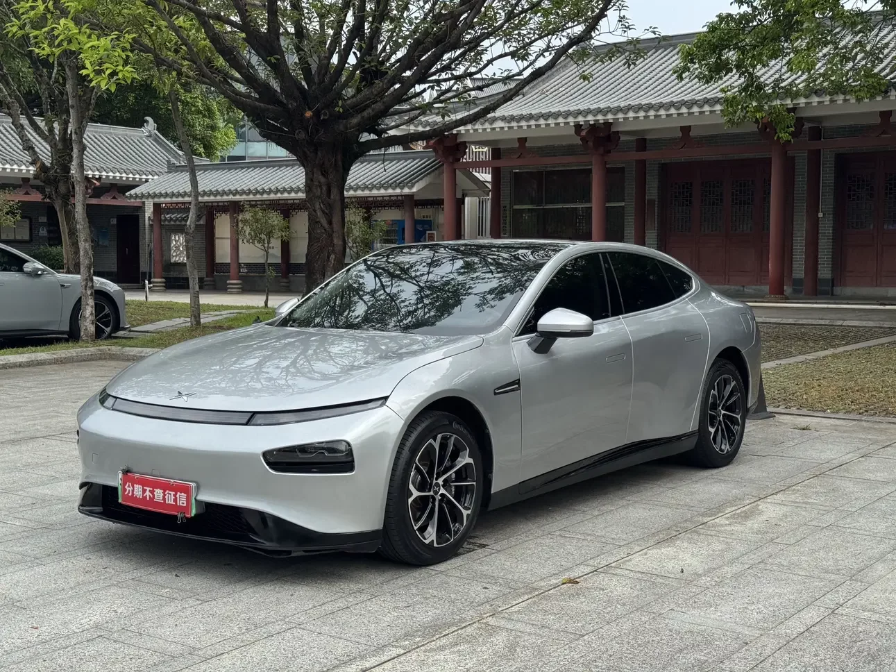 XPENG P7