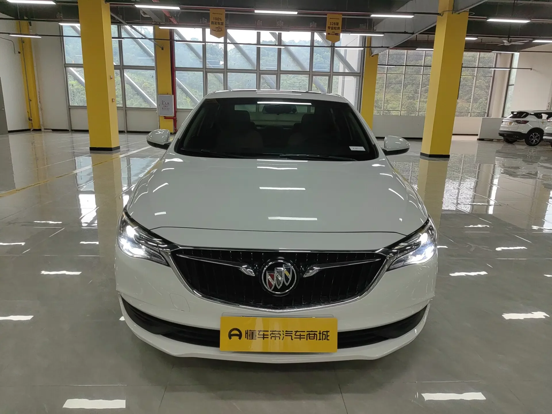 Buick Yinglang