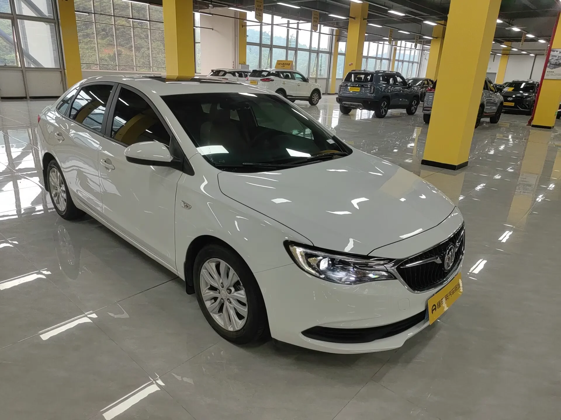 Buick Yinglang