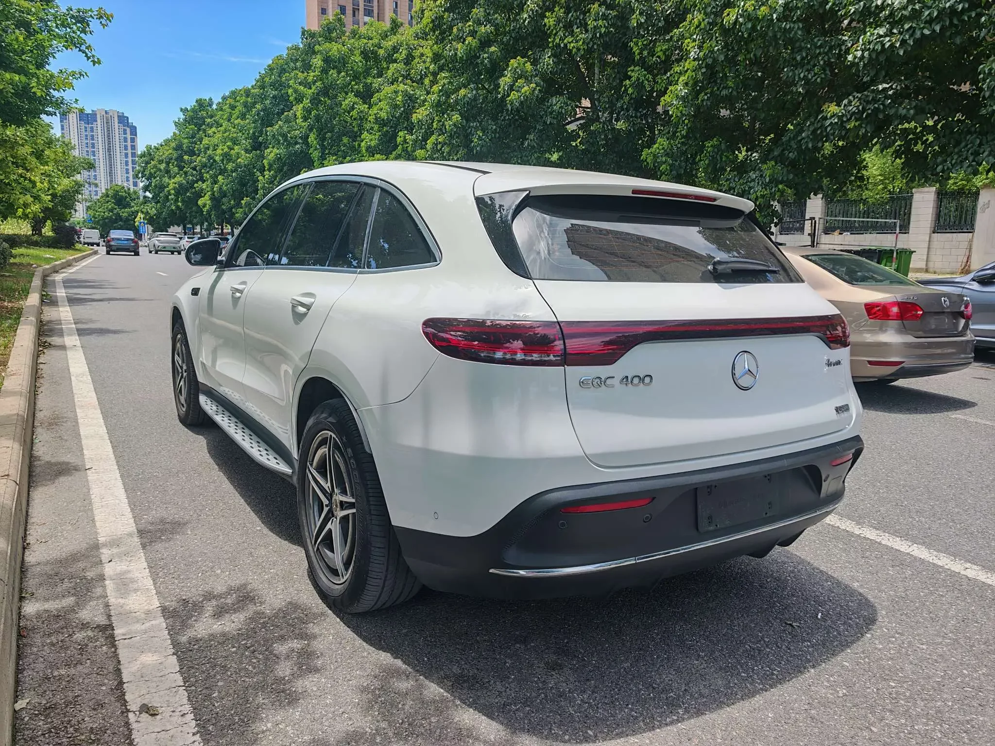 Mercedes-Benz EQC