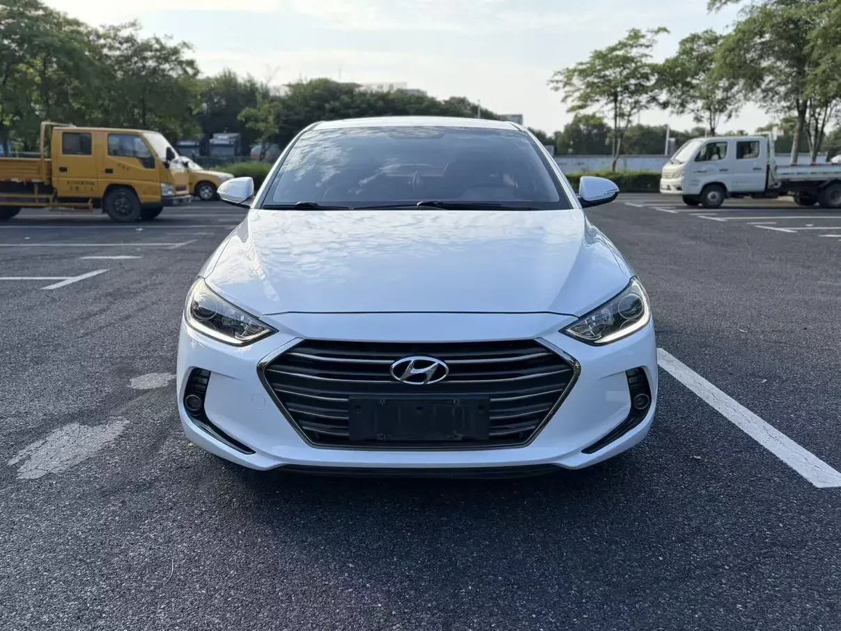 Hyundai lead