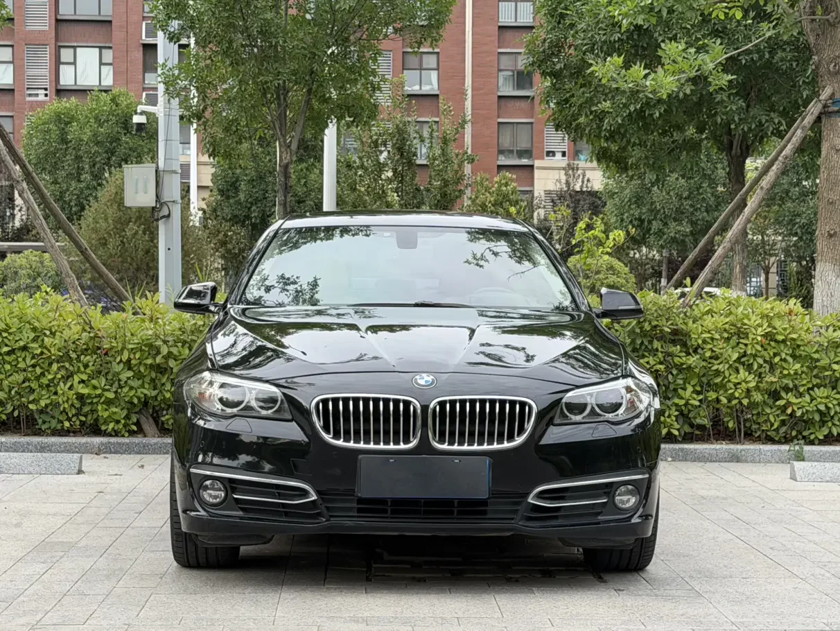 BMW 5 Series  из Китая