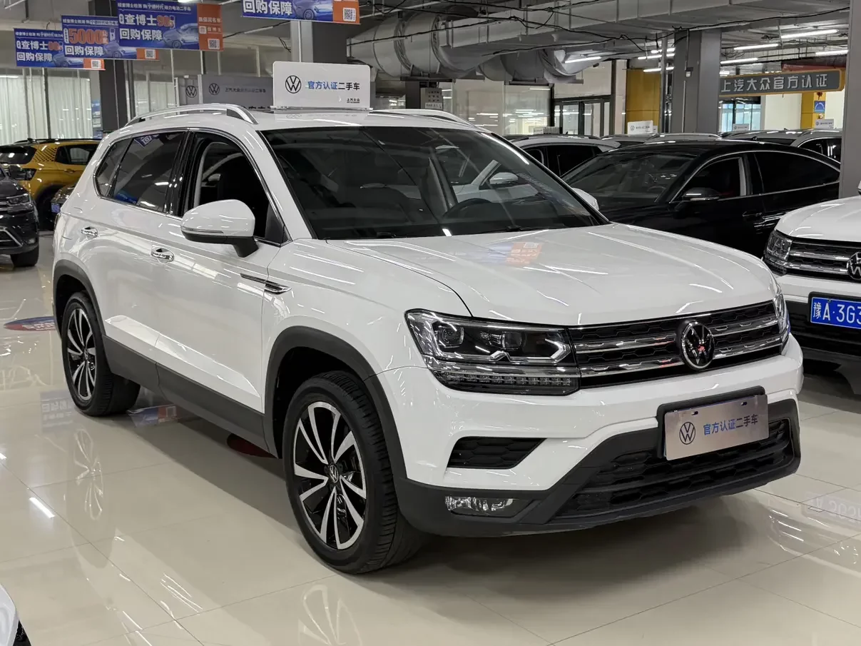Volkswagen Tharu