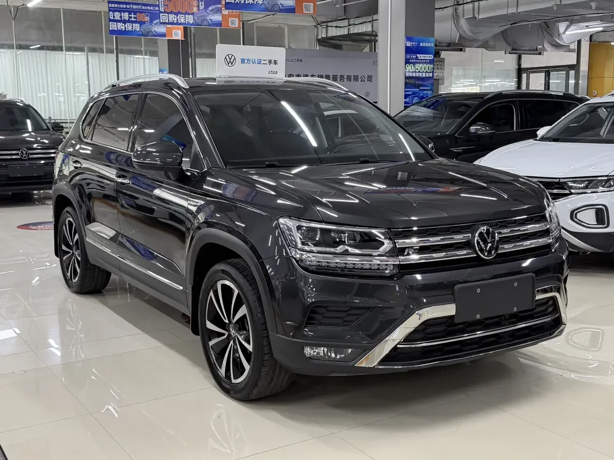Volkswagen Tharu
