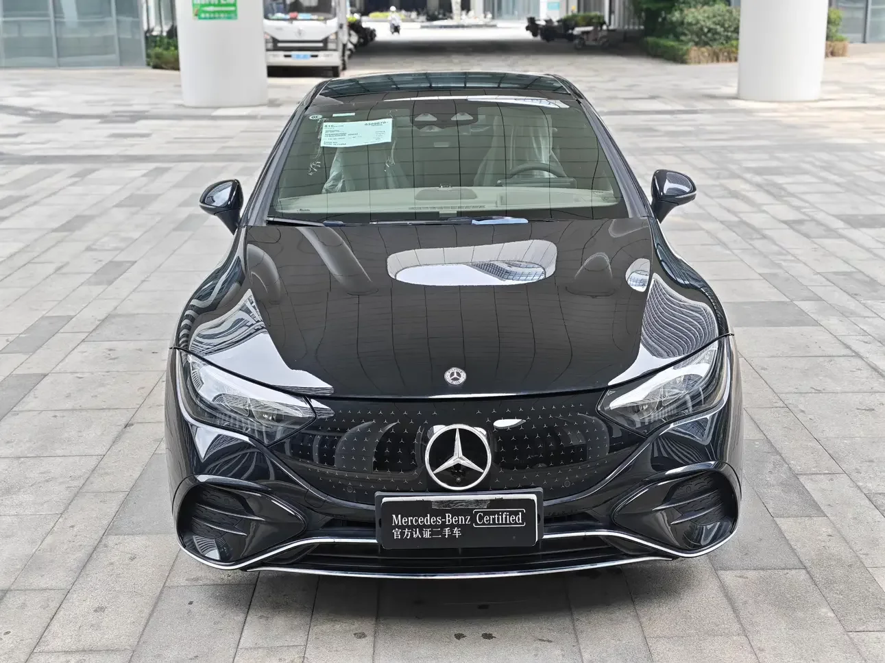 Mercedes-Benz EQE