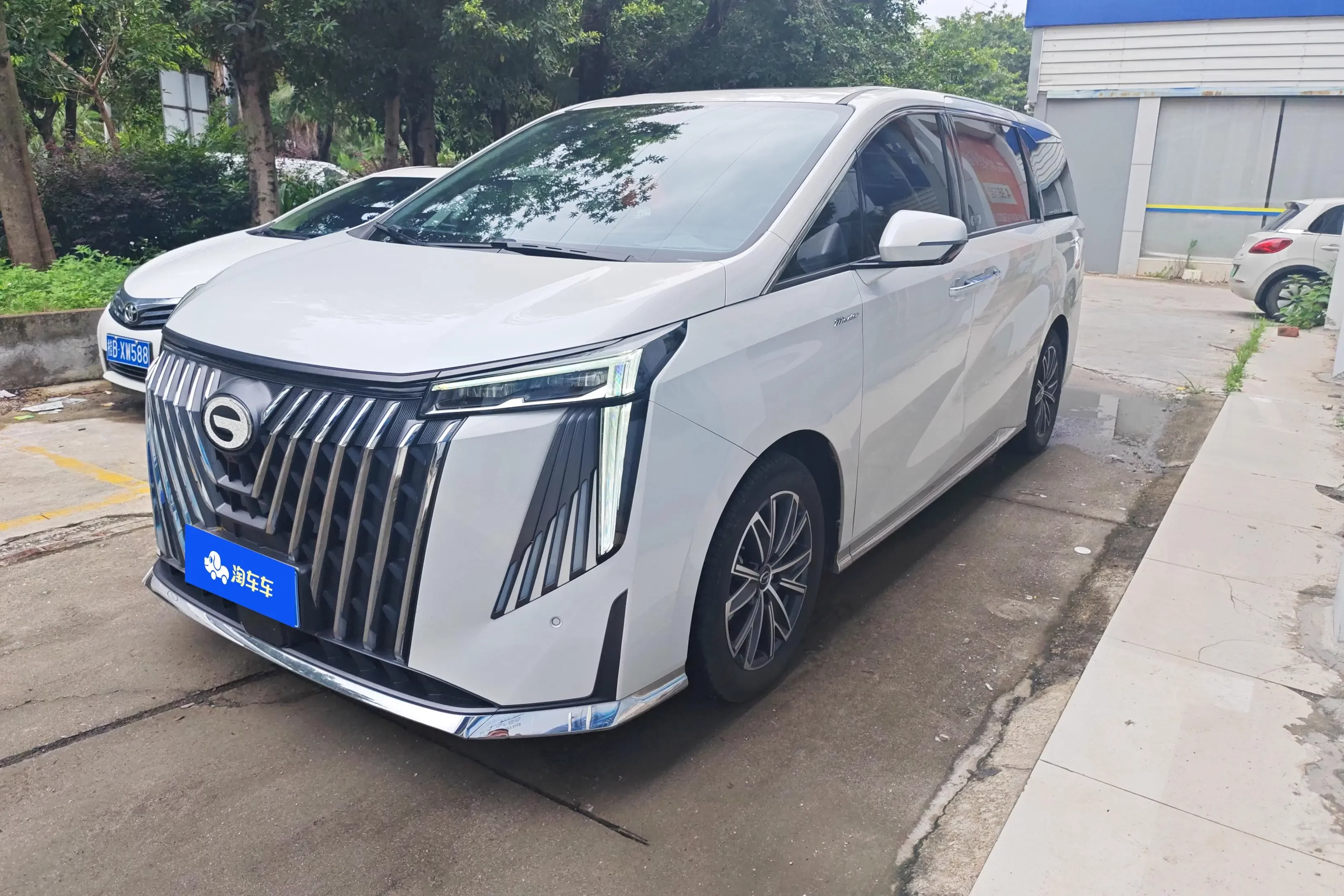 GAC Trumpchi M8